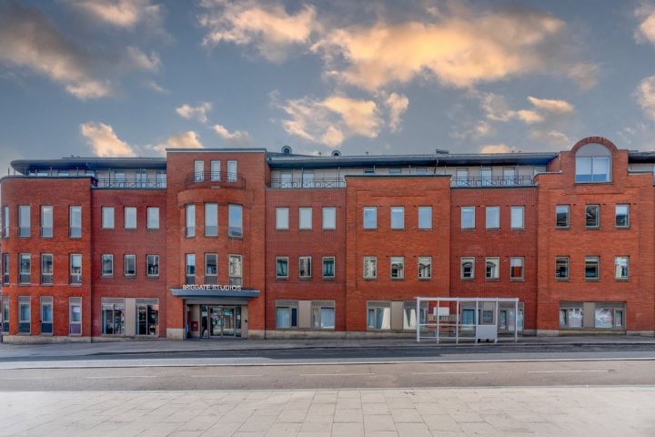 Building Outside 1